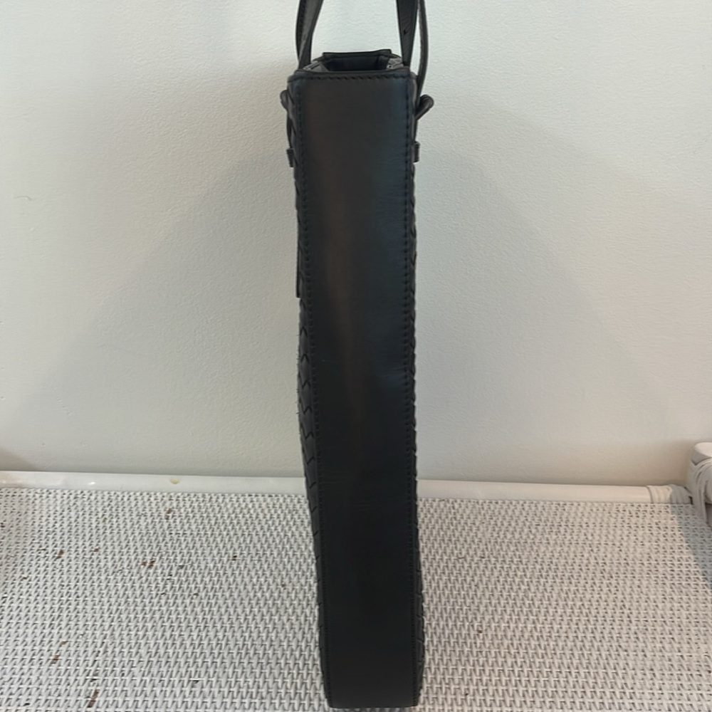 SOLD VC: BOTTEGA VENETA black leather Intrecciato men’s briefcase - Picture 6 of 12